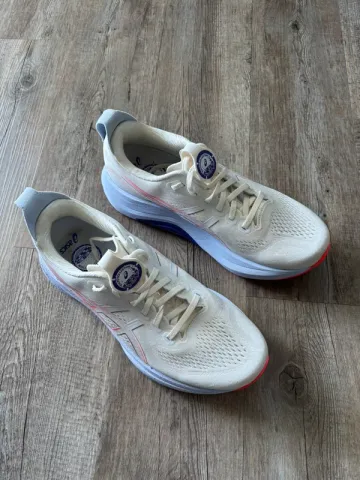 Used Asics Gel Kayano 32 Tokio Edition bike — image 2 of 5