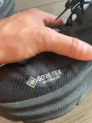 Tweedehands Hoka Clifton 9 Gore-Tex bike — afbeelding 5 van 12