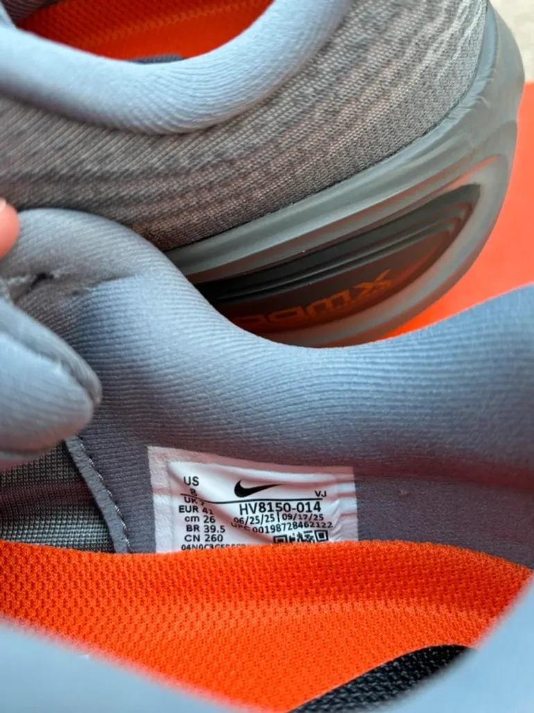 Tweedehands Nike Vomero Plus bike — afbeelding 8 van 9