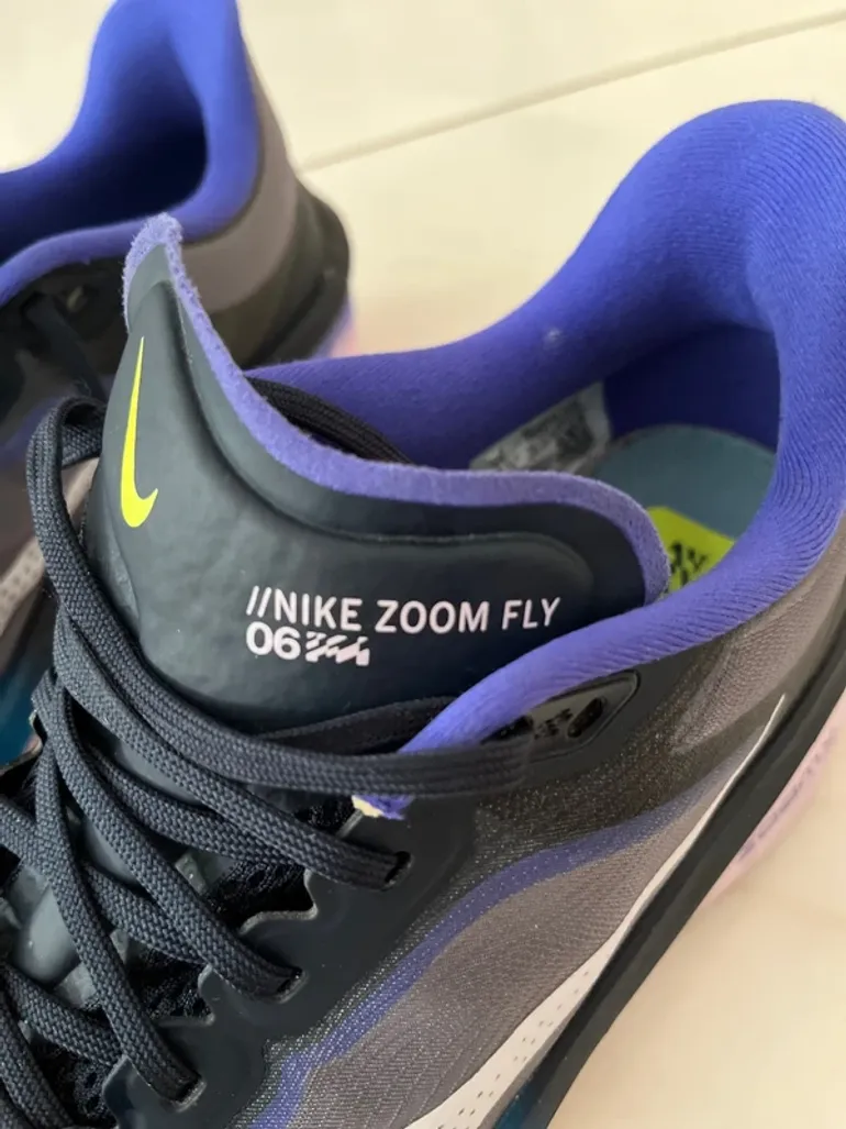 Used Nike Zoom Fly 6 bike — image 3 of 12
