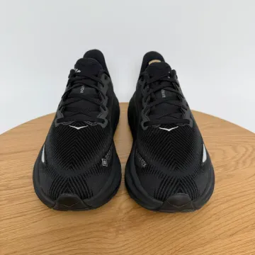 Used Hoka Clifton 9 GTX bike — image 3 of 7