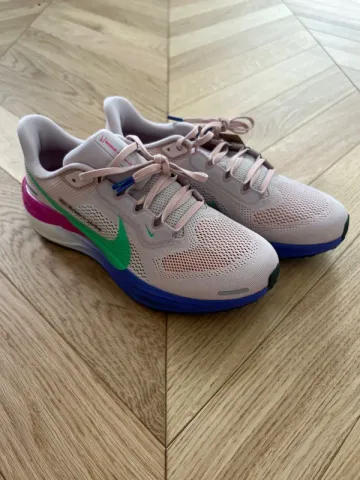 Used Pegasus 41 Running Shoes