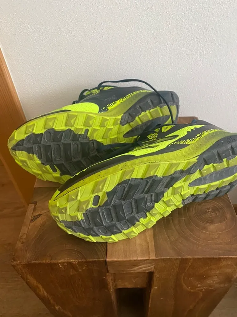 Käytetty New Balance Running Shoes bike — kuva 3 / 4