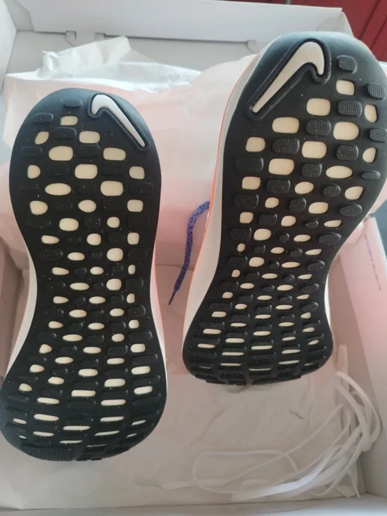 Used Nike infinity RN 4 bike — image 2 of 6