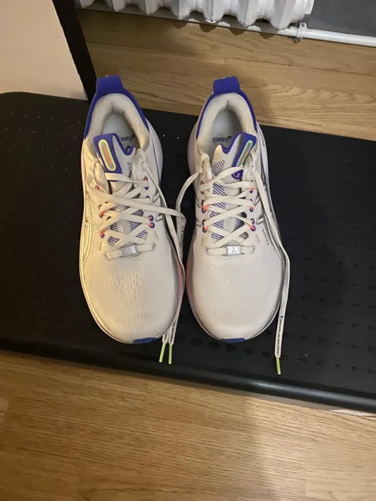 Gebrauchtes Asics Gel-Nimbus 28 2026 bike — Bild 3 von 6