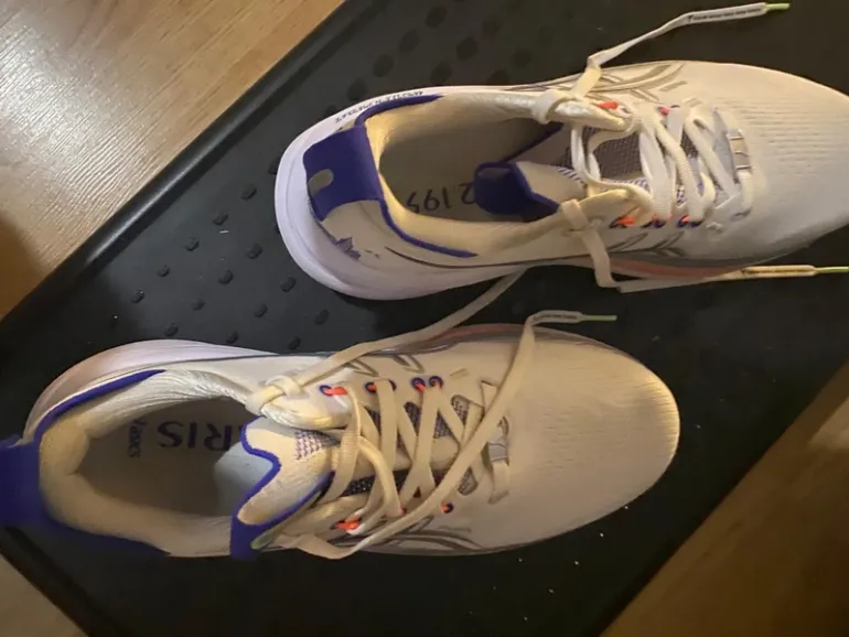 Gebrauchtes Asics Gel-Nimbus 28 2026 bike — Bild 4 von 6