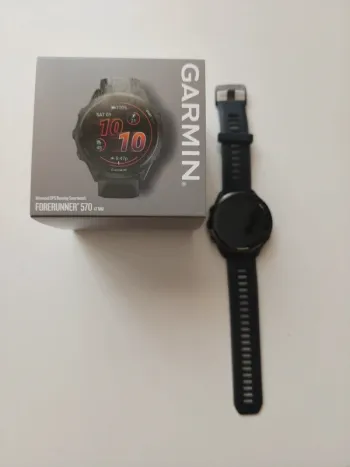 Used Garmin Forerunner 570 bike — image 2 of 5