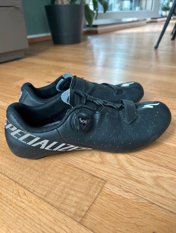 Used Specialized Torch 1.0 Cycling Shoes