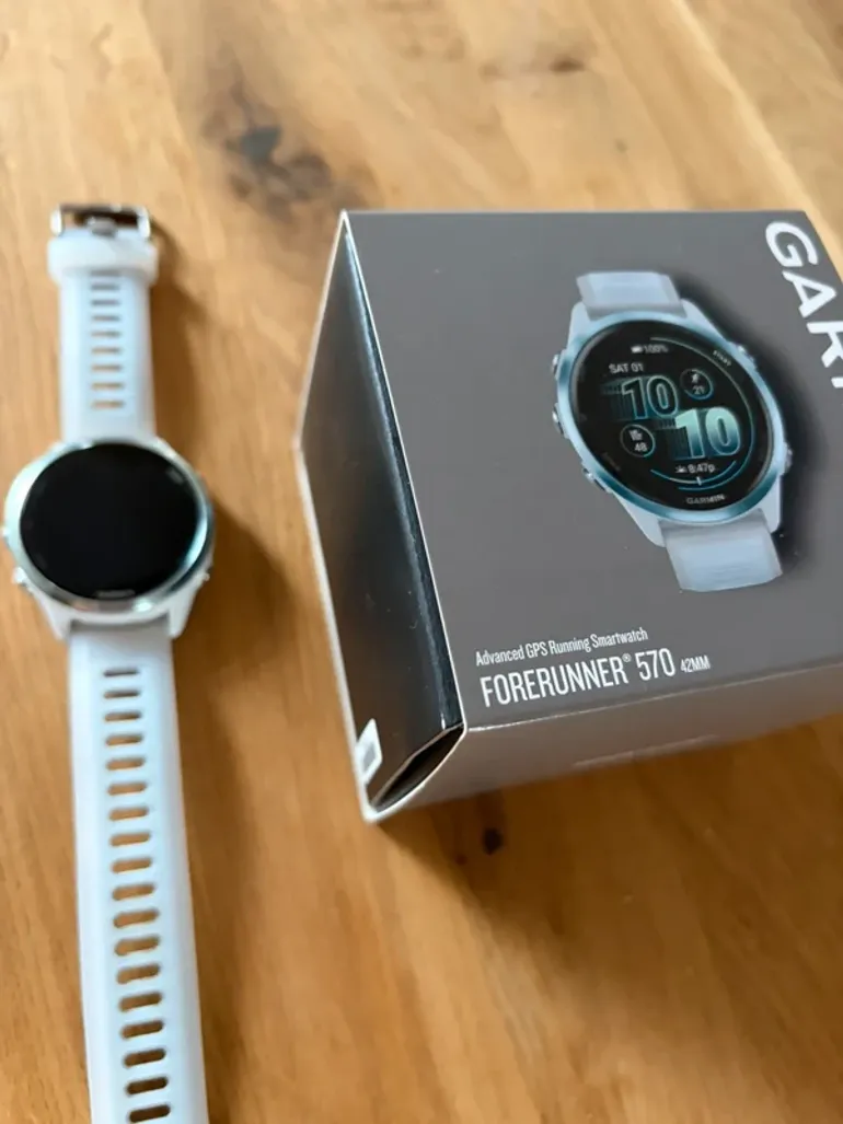 Used Garmin Forerunner 570 bike — image 2 of 7