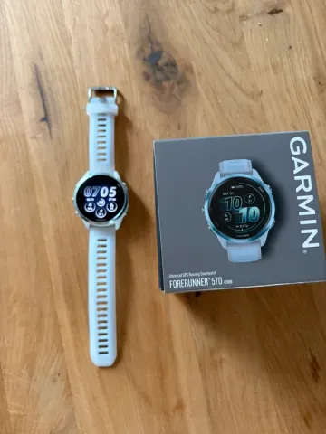 Used Garmin Forerunner 570 Electronics