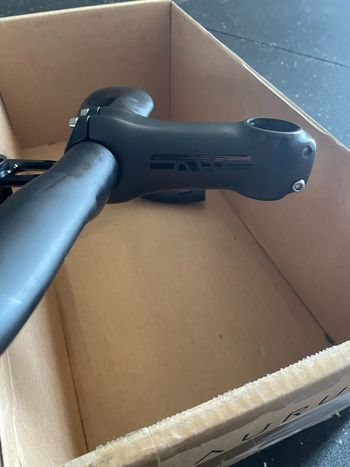 Used Enve Handlebar 2024 bike — image 4 of 16