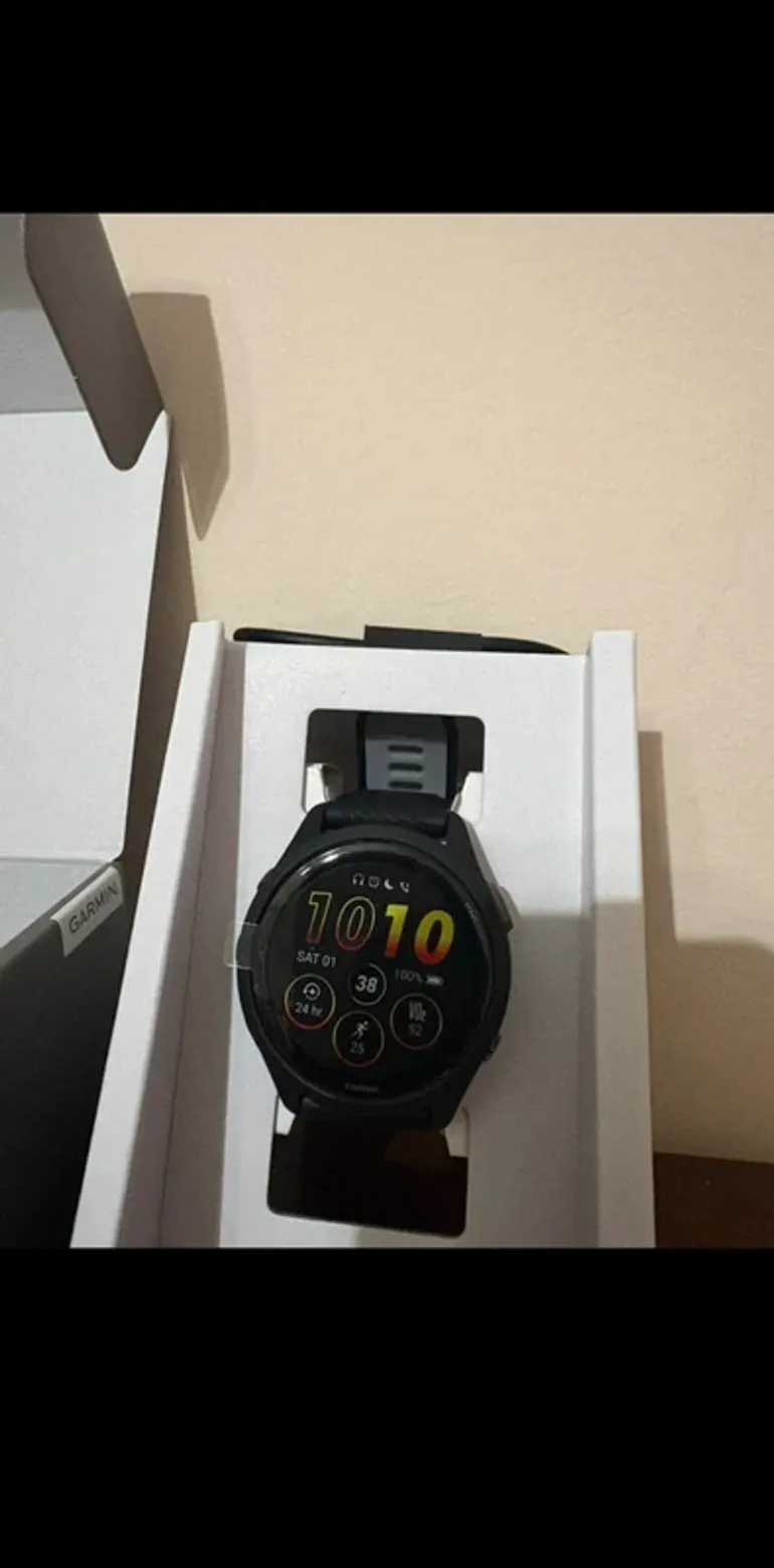 Used Garmin Forerunner 265 bike — image 2 of 5