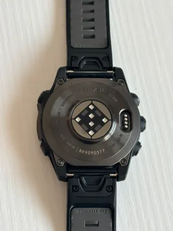 Used Garmin Fenix 8 Amoled Sapphire 47 bike — image 3 of 4