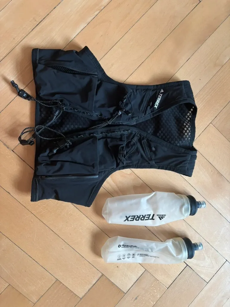 Used Adidas Terrex Trail Running Vest bike — image 8 of 11