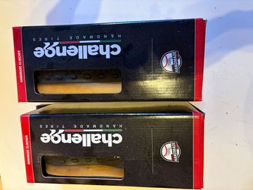 Challenge Getaway PRO B/T 2023 Tyres & Tubes usato
