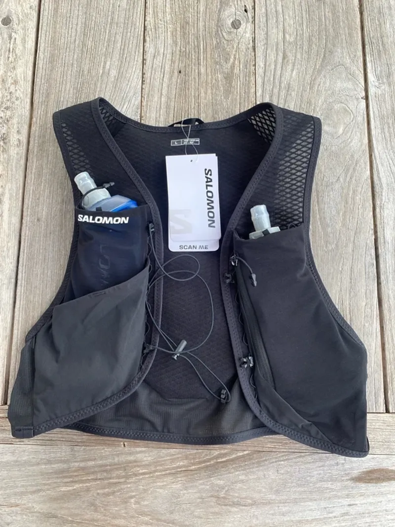 Used Salomon GRVL Skin 4 set Running Accessories
