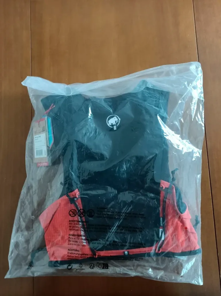 Used Mammut Aenergy Trail Vest 12 bike — image 2 of 3