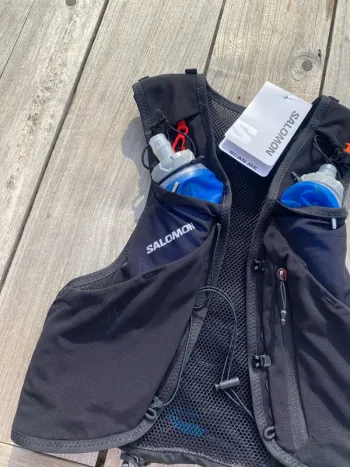 Used Salomon ADV Skin 5 set bike — image 2 of 15