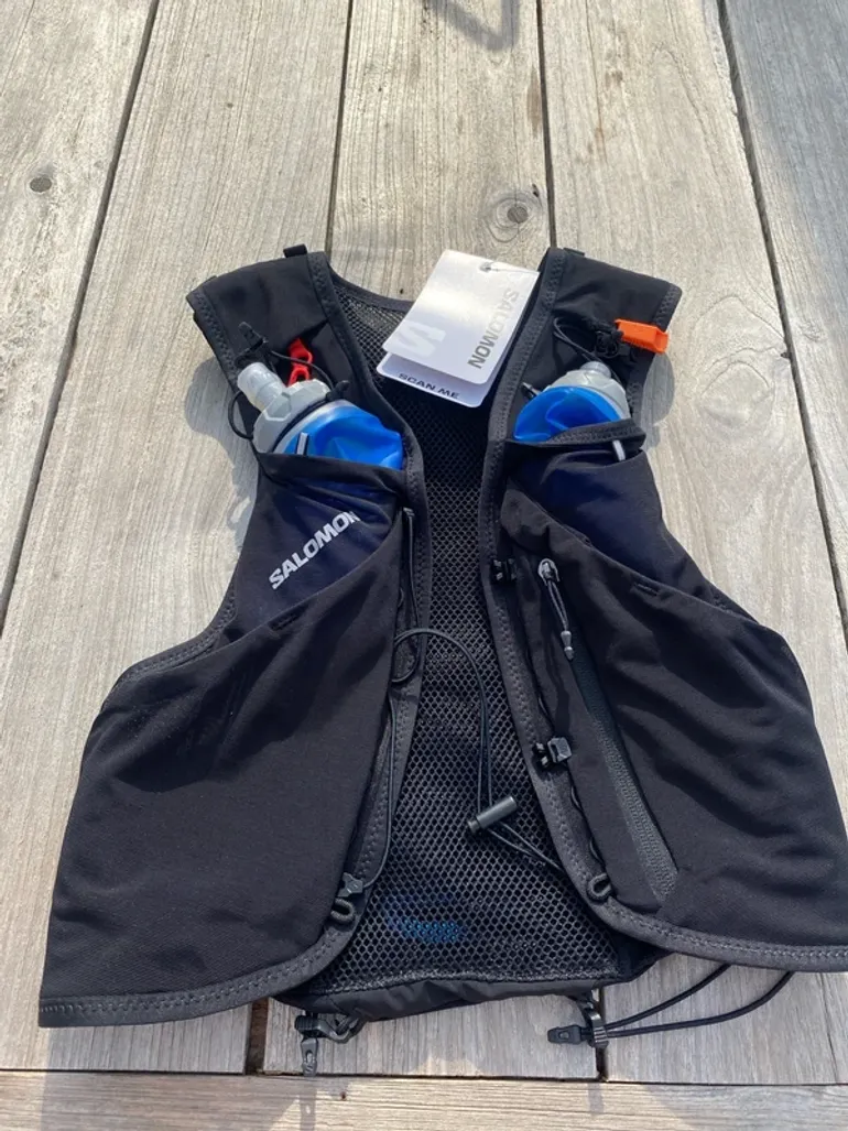 Used Salomon ADV Skin 5 set bike — image 5 of 15
