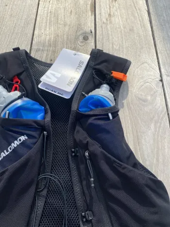 Used Salomon ADV Skin 5 set bike — image 4 of 15
