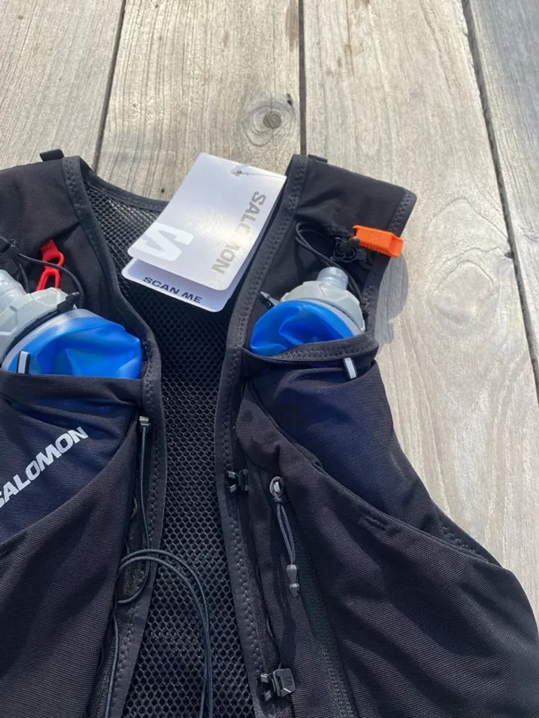 Used Salomon ADV Skin 5 set bike — image 4 of 15