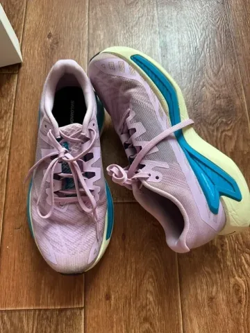Used Salomon DRX Bliss 2 Running Shoes