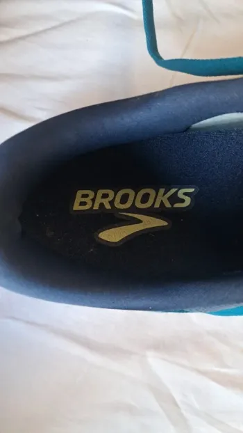 Used Brooks Ghost 16 GTX bike — image 7 of 8