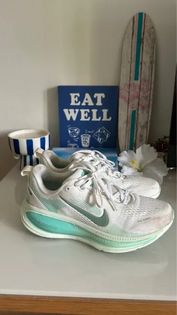 Used Nike ZoomX bike — image 3 of 4