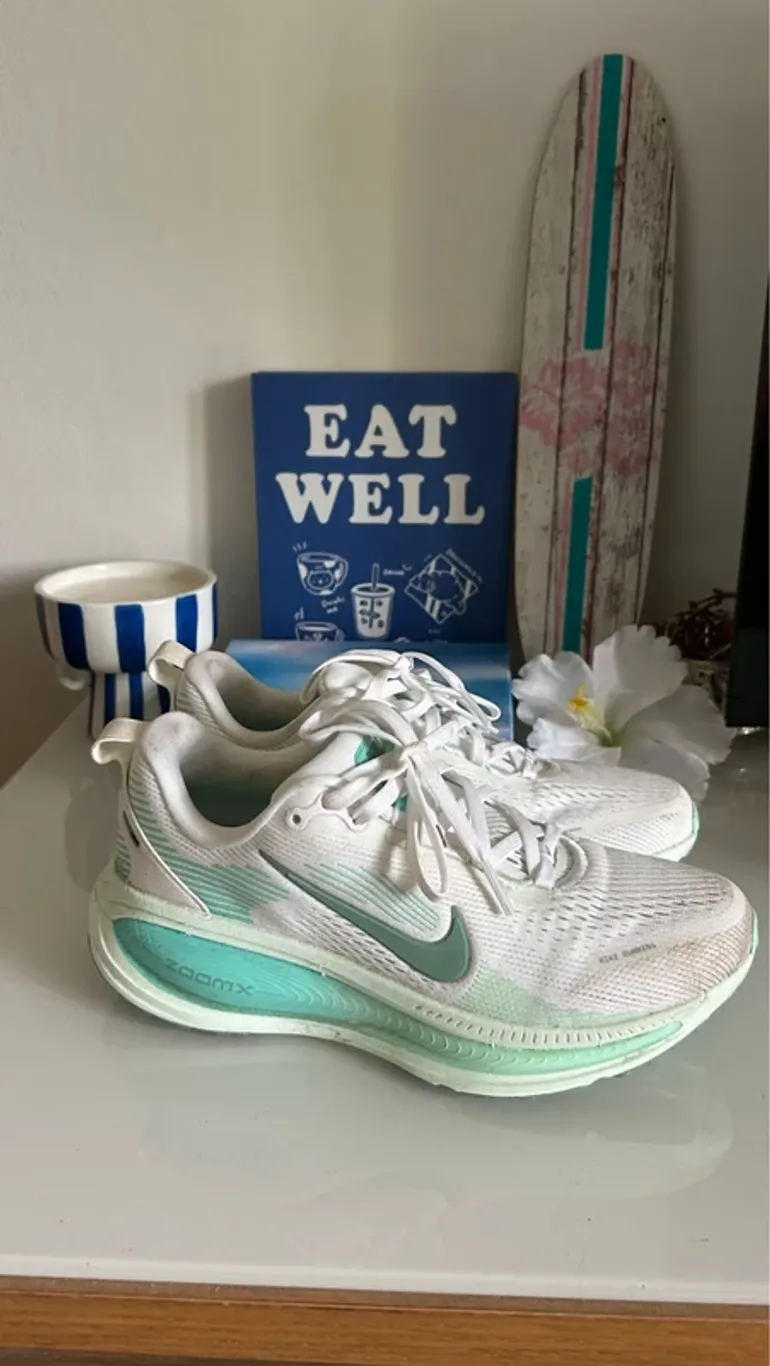 Used Nike ZoomX bike — image 3 of 4
