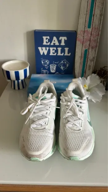 Used Nike ZoomX bike — image 2 of 4