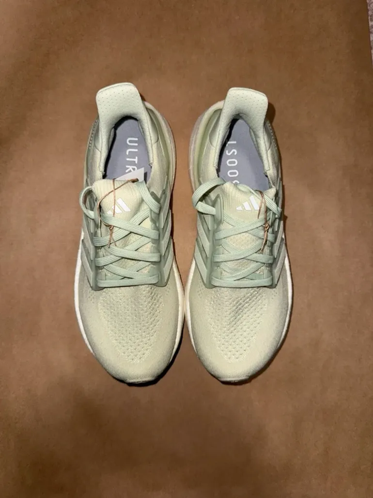 Tweedehands Adidas Ultraboost 5 W bike — afbeelding 2 van 5