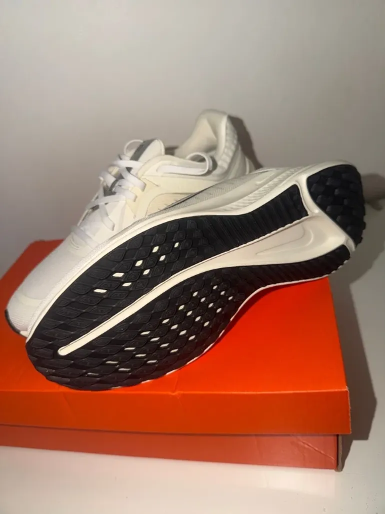 Used Nike Quest 5 bike — image 3 of 5