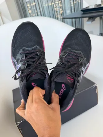 Używany Asics GEL-Nimbus 23 bike — zdjęcie 5 z 6