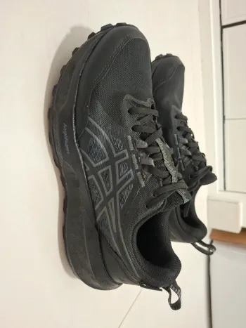 Used Asics Gel Sonoma 8 bike — image 2 of 6