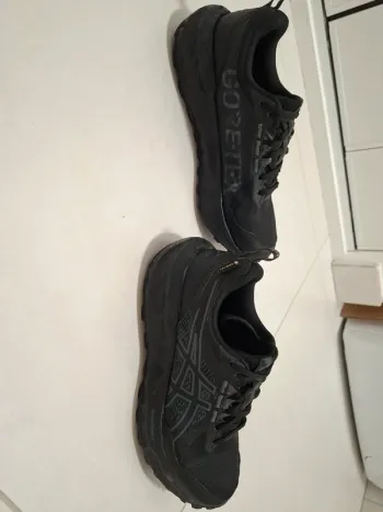 Used Asics Gel Sonoma 8 bike — image 3 of 6