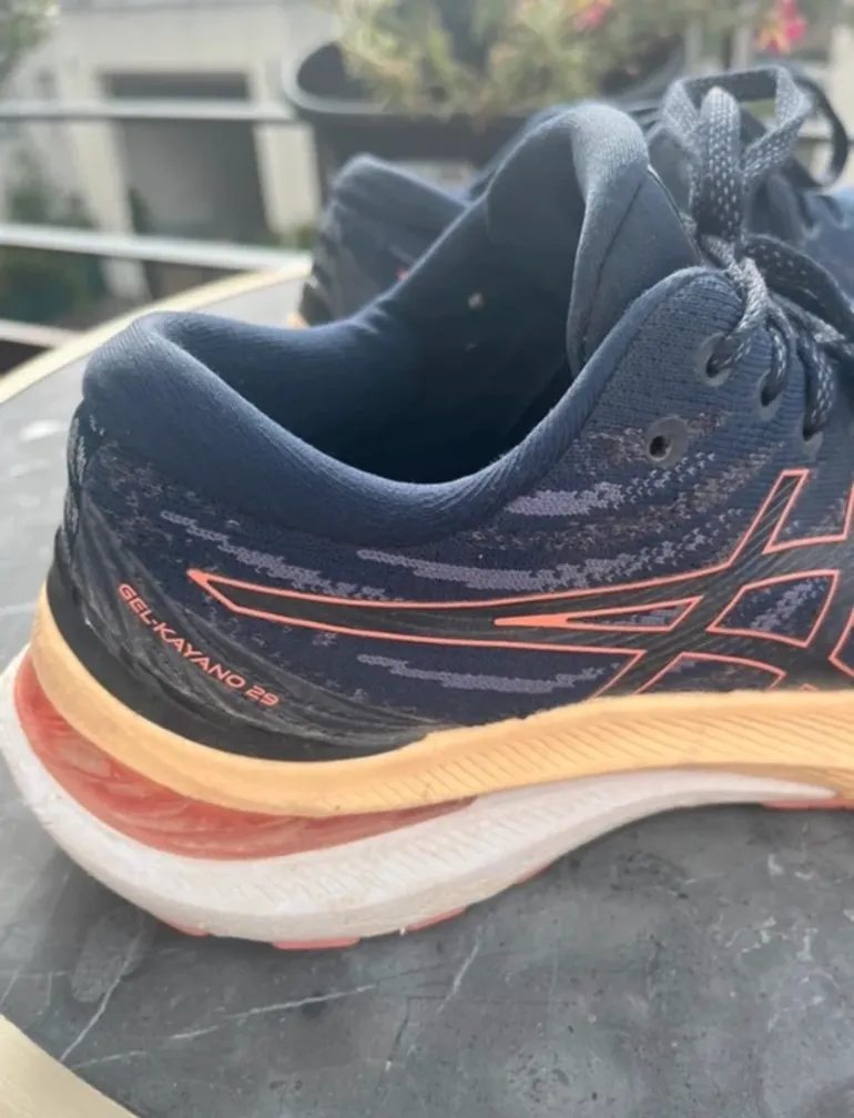 Used Asics gel kayano 29 bike — image 3 of 3