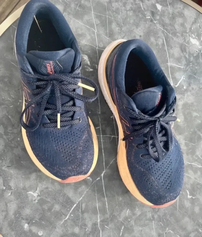 Used Asics gel kayano 29 bike — image 2 of 3