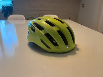 Used MET Miles bike — image 1 of 3