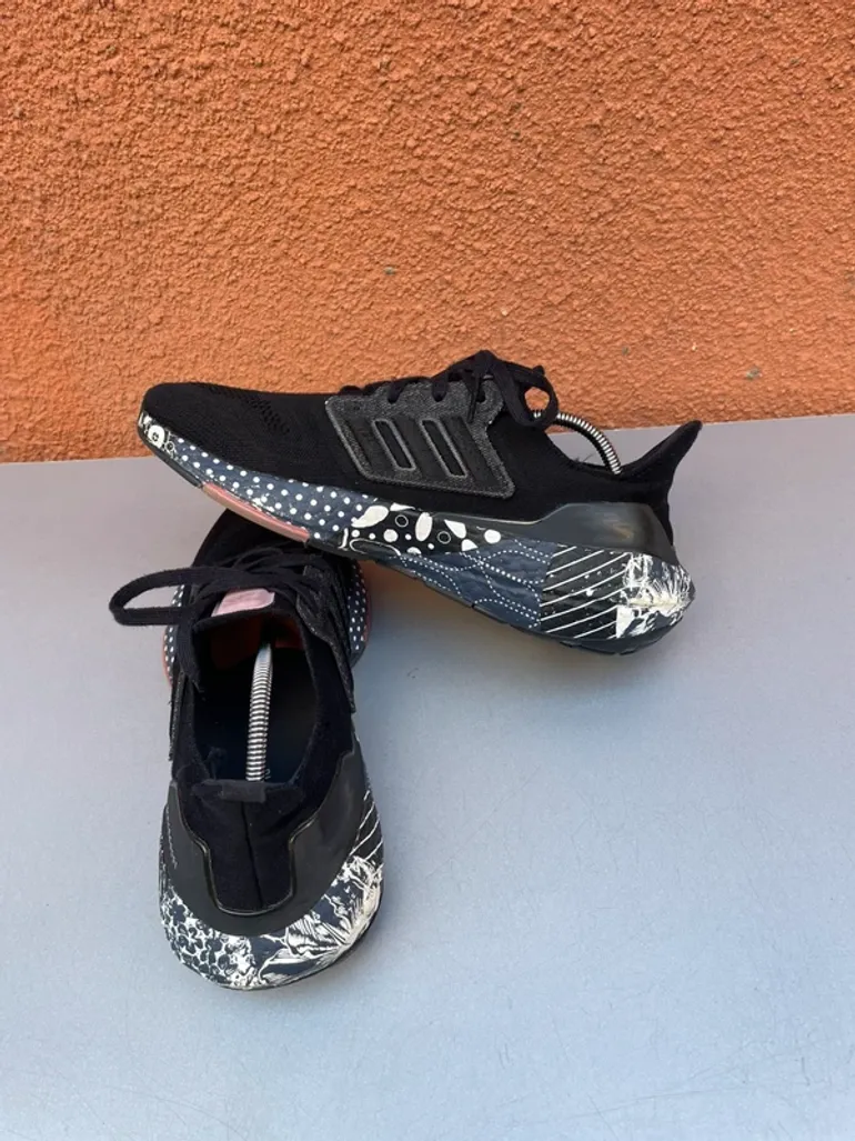 Tweedehands Adidas Ultraboost bike — afbeelding 6 van 10