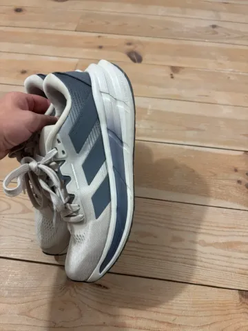 Used Adidas running shoes bike — image 2 of 5