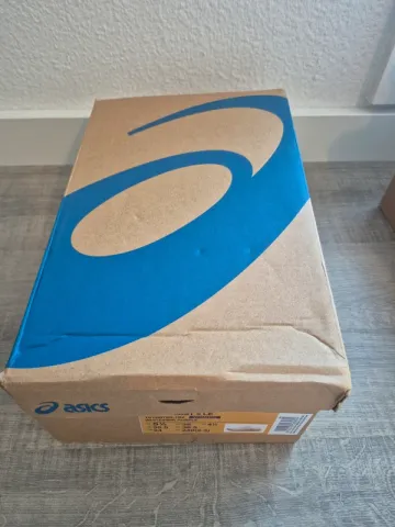 Použité Asics Novablast 5 LE bike — obrázek 7 z 7