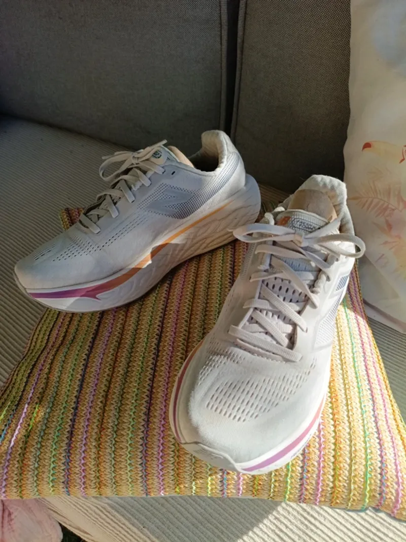 Brugt New Balance Fresh Foam 1080 Running Shoes