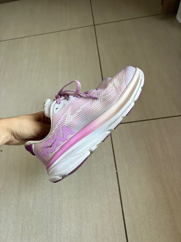 Hoka Clifton 9 bike usato — immagine 2 di 4