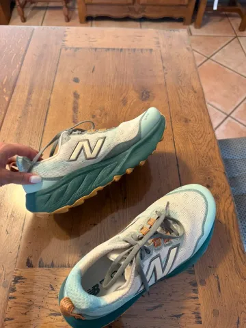 Used New Balance Fresh Foam X Hierro V9 bike — image 5 of 7