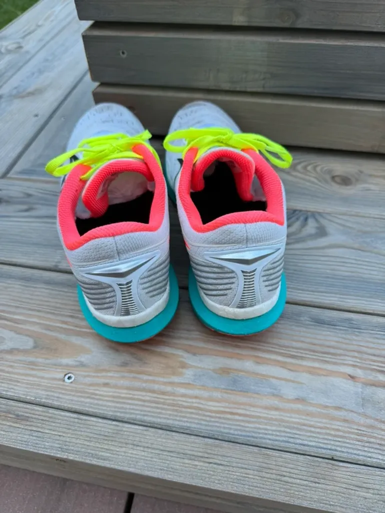 Gebrauchtes Saucony Endorphin Speed 3 bike — Bild 8 von 15