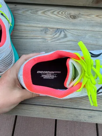 Gebrauchtes Saucony Endorphin Speed 3 bike — Bild 7 von 15