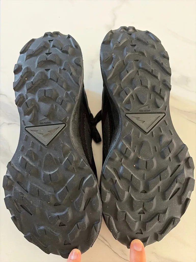 Used Nike Trail Gore-tex bike — image 6 of 8