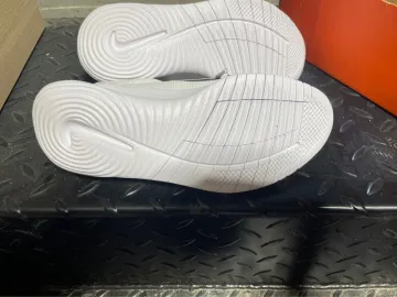 Nike Flex Experience RN 12 bike d'occasion — image 3 sur 4