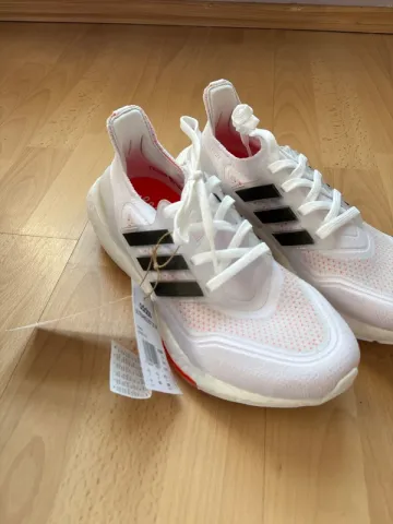 Used Adidas Ultraboost 21W Running Shoes