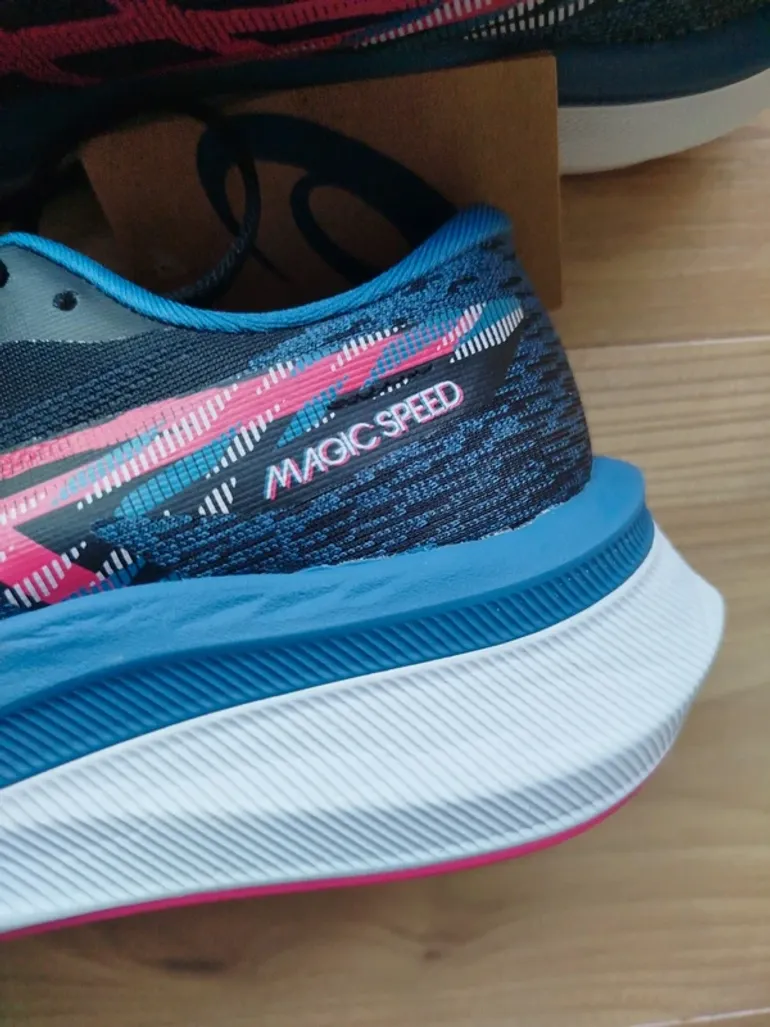 Used Asics Magic Speed 4 bike — image 2 of 8